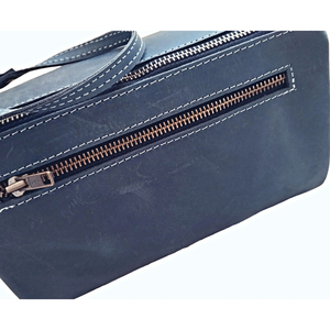 Leather <b>Toiletry</b> Bag Rectangle Portable Minimalist Design Brass Zipper Bathroom Use <b>Storage</b> Bag for <b>Toiletries</b> - Product Image 6