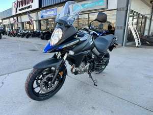 Fantástica Motocicleta de Aventura V-Strom 650 2025 - Product Image 3