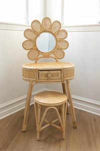 Tocador infantil con forma de flor, tejido con ratán natural - diseño hermoso y resistente, estilo rústico. - Product Image 2