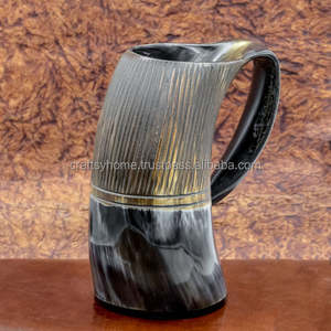 Tasse en corne de buffle 100% de qualité supérieure faite à la main et tasses à boire Viking disponibles aux prix de gros - Product Image 1