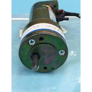 Moteur DC ONTRAK 14-8800-005, rouleau 30.3VDC 38.3:1 - Équipements et pièces semi-conducteurs d'occasion fiables à l'échelle mondiale chez - Product Image 5