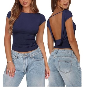 Blusa Corta Negra sin Espalda con Aberturas, de Manga Corta y Cuello Redondo, Ajustada y Sexy, de Punto Elástico de Poliéster para Clubwear - Product Image 5