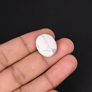 Piedra Preciosa Suelta de Howlite, Forma Ovalada, 16 Quilates, 19x15mm - Product Image 2