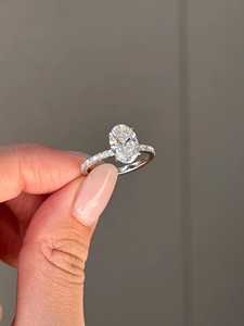 แหวนเพชรทรงรี 2 กะรัต รับรองโดย IGI ระดับ E-VVS1 แหวนทอง 14k ประดับเพชรทรงรีแบบ Pave สำหรับหมั้น แหวนทรงรีแบบ Low-Profile - Product Image 5