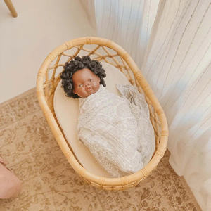 Berceau en rotin pour poupée, mini lit bébé en osier pour poupées, lit décoratif pour jouets, mini berceau en rotin naturel, meubles pour poupées faits à la main - Product Image 4