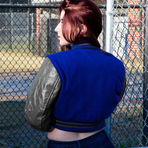 Veste courte universitaire pour femme, bleu roi, style Letterman, avec manches en similicuir, manteau bomber décontracté, mode féminine - Product Image 5