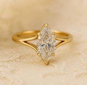 Anillo de compromiso de plata 925 con moissanita de 2 CT de corte marquesa, engaste de puntas, diseño floral de tulipán, anillo solitario único y delicado para promesa - Product Image 1