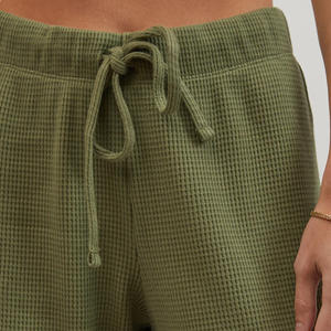 Pantalon de survêtement évasé taille haute en tissu gaufré pour femme, qualité OEM, coupe décontractée, thermique, jambe large - Product Image 3