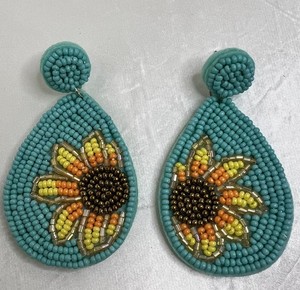 Boucles d'oreilles traditionnelles noires brodées à la main, personnalisées, multi-perles, pour femmes, bijoux de fête, meilleur prix, boucles d'oreilles perlées - Product Image 1