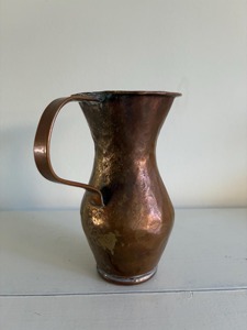 Carafe à eau vintage en cuivre résistante à l'eau, finition lisse durable, écologique, capacité 1,8 L pour boissons, prix d'usine en gros - Product Image 2