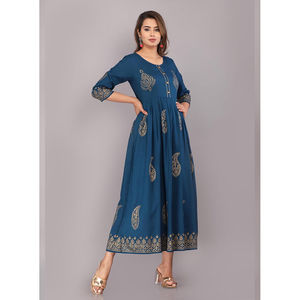 Vestido de Mujer a Medida con Estampado Floral, Diseño Nuevo, Largo hasta la Pantorrilla, Manga Corta, Corte Ajustado y Evase, Elegante, Informal - Product Image 4