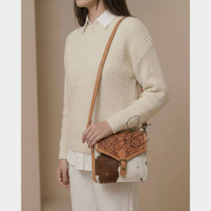 Sac bandoulière en cuir véritable de vachette, motif floral, sac à main vintage avec fermeture à boucle pour femme - Product Image 2
