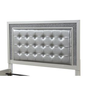 Cama Queen con LED y Estructura de Madera Tapizada en Blanco Leche - Product Image 6