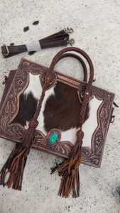 Hot Selling Trending Luxury Tote <b>Bag</b> Made Vegetable <b>Tanned</b> Genuine Leather Cowhide Patch Hand Carving Patches Zipper Closure - Product Image 2