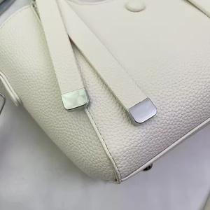 Sacs à main de luxe pour femmes, grande capacité, personnalisables avec logo, pour l'extérieur, sacs à bandoulière et sacs travers pour femmes - Product Image 4