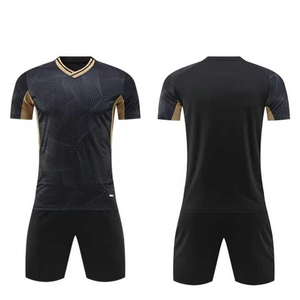 Maillot de football personnalisé sublimé pour homme, manches courtes, col en V, 100 % polyester, anti-humidité, toutes saisons, tenue d'équipe adulte - Product Image 2