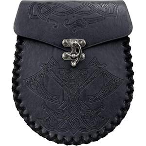 Sac Sporran écossais en cuir véritable personnalisé, pochette celtique gaufrée, accessoire en cuir traditionnel fait main, vente en gros - Product Image 1