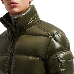 Veste matelassée à capuche pour homme, couleur vert olive, coupe-vent, rembourrée de duvet, vêtement d'extérieur décontracté pour l'hiver, fermeture éclair, coupe régulière - Product Image 5