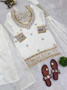Conjunto Kurti Sharara de Seda con Bordado y Espejos Reales para Mujer, con Dupatta, para Bodas, Fiestas y Eventos Festivos, Ropa Elegante para Mujer - Product Image 5