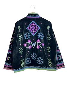 Manteau en velours noir avec symboles de paix et de Yin Yang, manteau d'automne chinois, col mandarin brodé jaune - Product Image 2