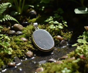 Pendentif tibétain en argent, forme ailes classiques chrétiennes, breloque tendance certifiée pour femme - Product Image 3