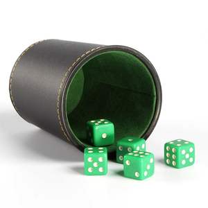 Juego de Mesa Personalizado al por Mayor, Caja de Cuero Original, Vaso para Dados con Dados, Vaso para Dados de Franela de Cuero Sintético, Precio Económico en Venta - Product Image 2