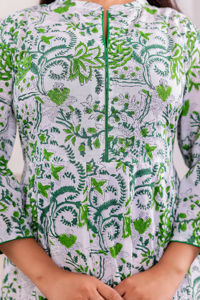 Robe longue en coton écologique à imprimé floral, col mandarin, manches trois quarts, coupe droite, style décontracté - Product Image 4