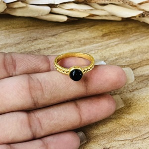 Unique Design Black Onyx <b>Ring</b> 18k Gold Plated Brass minimal <b>Dainty</b> <b>Ring</b> Wheat Texture Wholesale <b>Ring</b> For Women Thine Band <b>Ring</b> - Product Image 4