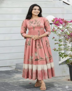 ชุดเดรสยาวพิมพ์ลายดอกไม้สไตล์ลำลองน่ารักแฟชั่นใหม่ประจำฤดูร้อนปี 2026 ของ AARYA ทรงหลวมสไตล์ตะวันตกสำหรับผู้หญิงไซส์พลัส คอทรงโอ แขนสามส่วน - Product Image 1