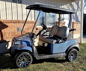 Voiturette de golf électrique Club Car Onward en gros, 3-4 places, 12V Lithium, éclairage LED, 30-50Km/h, certifiée CE/GCC pour hôtels/centres de villégiature/campus - Product Image 4