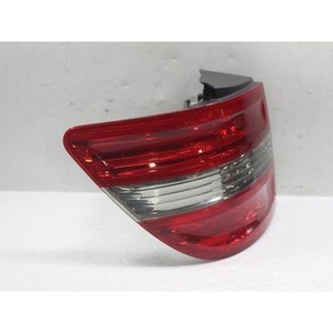 Luz Trasera Izquierda Usada Clase B A1698202564 - Product Image 3