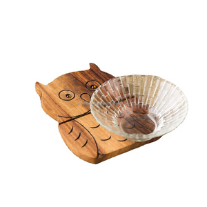 Royal Essence Bandeja DE SERVICIO DE MADERA personalizada Forma de búho Diseño hecho a mano duradero Opciones de madera para ocasiones especiales y uso diario - Product Image 4