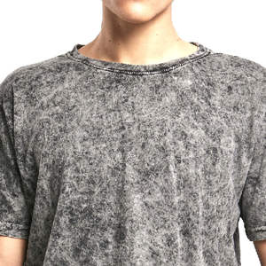 Fabricants de t-shirts au Pakistan, t-shirts personnalisés en coton lourd, effet délavé, graphiques vintage pour hommes - Product Image 5