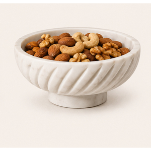 Bol sur piédestal en marbre blanc de luxe, fait main, à bord cannelé festonné, plat à fruits décoratif en pierre, moderne, côtelé, vente en gros - Product Image 4
