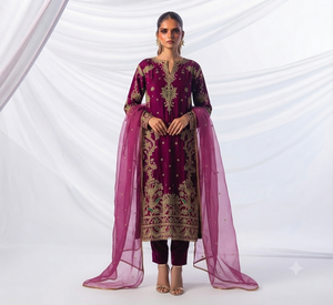 STAR IMPEX Elegante Salwar Kameez Morado Bordado de Seda de Secado Rápido para Mujer, Traje Tradicional de Boda con Dupatta de Red Larga hasta el Suelo - Product Image 1