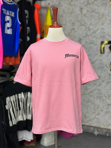 เสื้อยืดคอตตอนสีชมพูขนาดใหญ่พิเศษสำหรับผู้ชายและผู้หญิง พรีเมียม เนื้อผ้าหนา สตรีทแวร์  ไม่มีโลโก้  รับผลิตแบบ OEM - Product Image 4