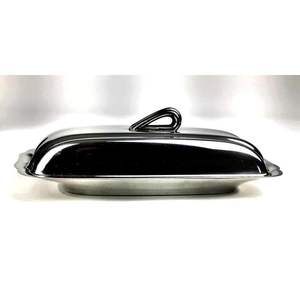 Beurrier en acier inoxydable de style moderne pour une cuisine contemporaine et un rangement fonctionnel - Product Image 1