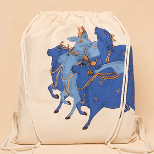 Bolsa de Algodón Sostenible con Cordón para Compras, Uso Diario y Soluciones de Almacenamiento Ecológicas - Product Image 4