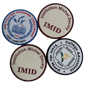 Parches con Logotipo Bordado con Diseños de Alfabeto Floral, Ecológicos, Pedidos al por Mayor a Precio Económico, Hechos en Pakistán - Product Image 3