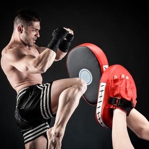 New Arrival Professional Kickboxing Focus Mitts Genuine Leather Curved Punching Training Pad Boxing Focus Mitts - Product Image 4