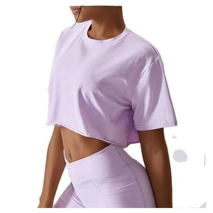 T-shirt court pour femme, col rond, manches courtes, coupe ample, couleur unie, vêtement décontracté d'été, broderie personnalisée du logo, jersey 100% coton - Product Image 3