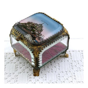 Cajas de Joyería Modernas de Latón con Vidrio Biselado y Paneles de Vidrio Transparente |   Solución de Almacenamiento de Joyería Moderna de Primera Calidad, Color y Tamaño Personalizables - Product Image 2