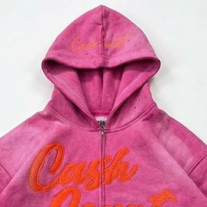 Ensemble de survêtement rose en velours personnalisé pour homme, brodé, style streetwear, en molleton doux, avec short et sweat à capuche - Product Image 6