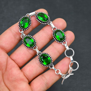 Apatite verte personnalisée créée en laboratoire, en argent sterling 925, taille ovale, pierre précieuse facettée, réglable, faite à la main, cadeau chrétien pour fête - Product Image 2