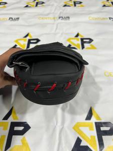 Último Modelo, Guantes de Boxeo Curvos Largos de Alta Calidad, Cuero Negro Mate, Artes Marciales, Entrenamiento de MMA, Protección Cómoda - Product Image 6