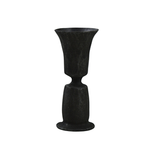 Porte-bougie artisanal en fer forgé au look antique haut de gamme pour une décoration luxueuse dans le salon ou les entrées. - Product Image 1