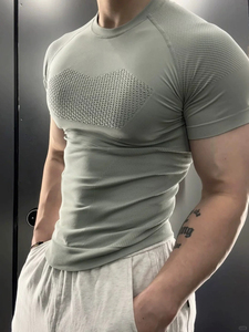 Camiseta de Compresión para Hombre, Ajuste Atlético, Transpirable, de Secado Rápido, Elástica, para Gimnasio, Entrenamiento, Running, Fitness, Ropa Deportiva - Product Image 4