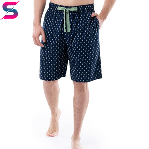 Conjunto Casual de Verano de Algodón Tejido, Diseño Transpirable, Hecho a Mano, Camiseta Blanca de Cuello Redondo para Hombre con Pantalones Cortos con Puntos Azul Marino - Product Image 3