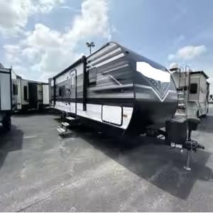 Remolque de Viaje Tipo Camper de Lujo con Acabados Interiores Premium, Camas Cómodas, Almacenamiento en la Cocina y Sistema de Energía Avanzado para Viajes Largos - Product Image 3