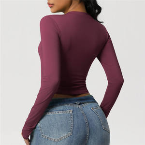 เสื้อยืดแขนยาวลำลองสำหรับผู้หญิง เนื้อผ้านุ่ม ยืดหยุ่น แห้งเร็ว เป็นมิตรกับสิ่งแวดล้อม กันลม น้ำหนักเบา ระบายอากาศได้ดี ทรงปกติ - Product Image 4